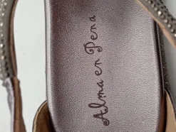 Dianette-Sandalen Größe 39