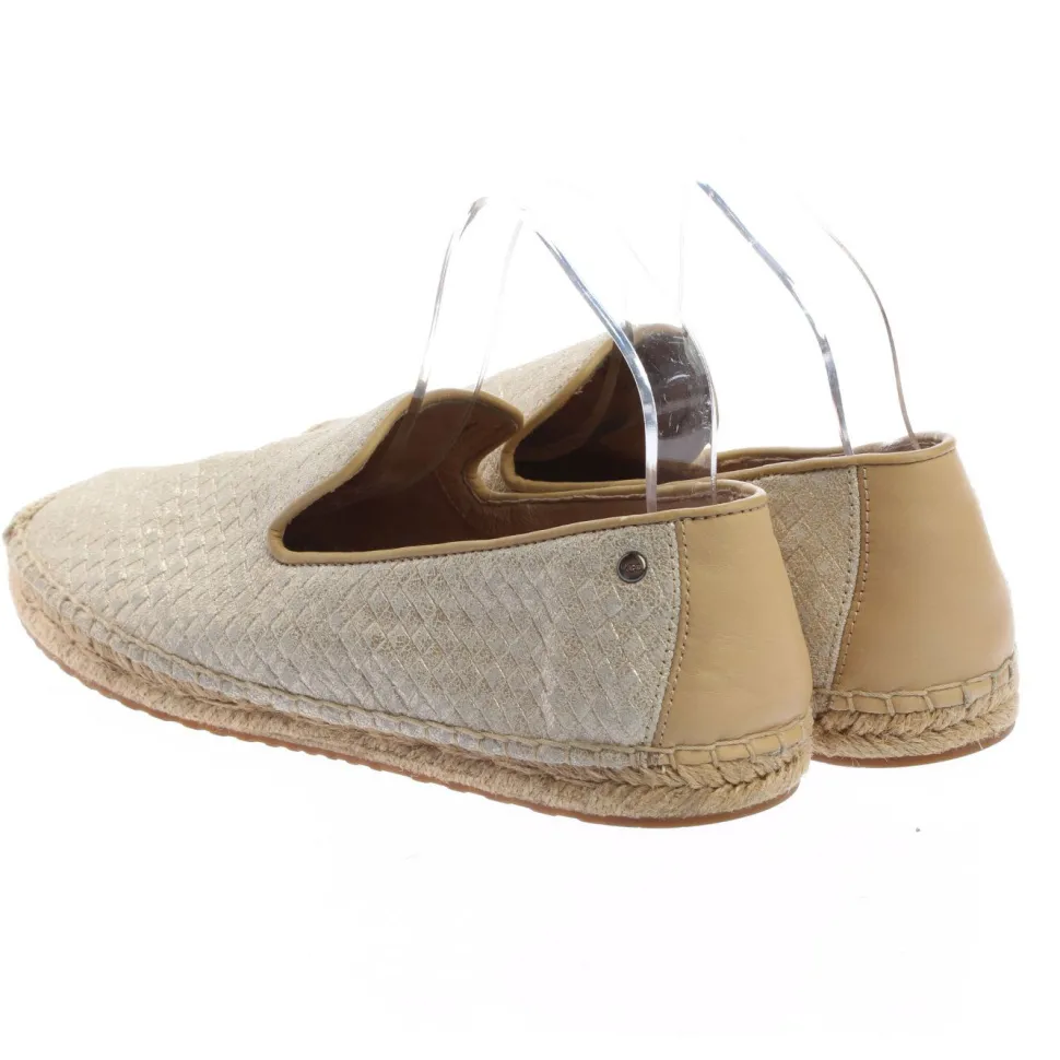 Halbschuhe Größe 40