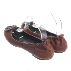 Halbschuhe Größe 39