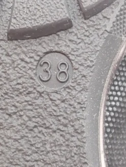 Hochfront-Pumps Größe 38