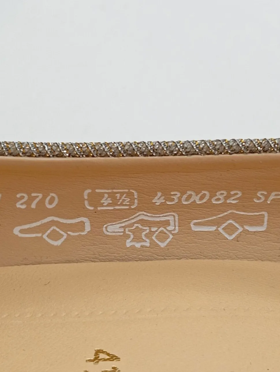 Hochfront-Pumps Größe 37