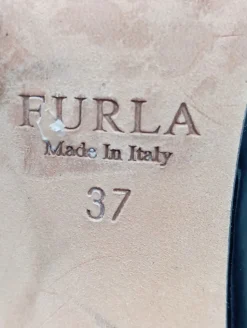 Klassische Pumps Größe 37