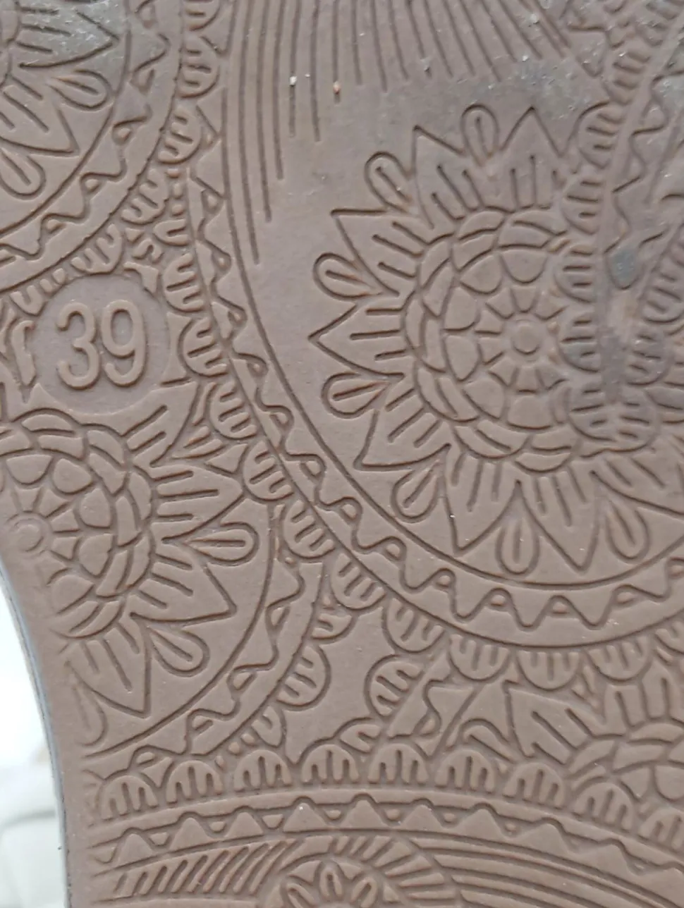 Komfort-Sandalen Größe 39