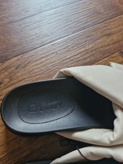 Pantoletten Größe 37