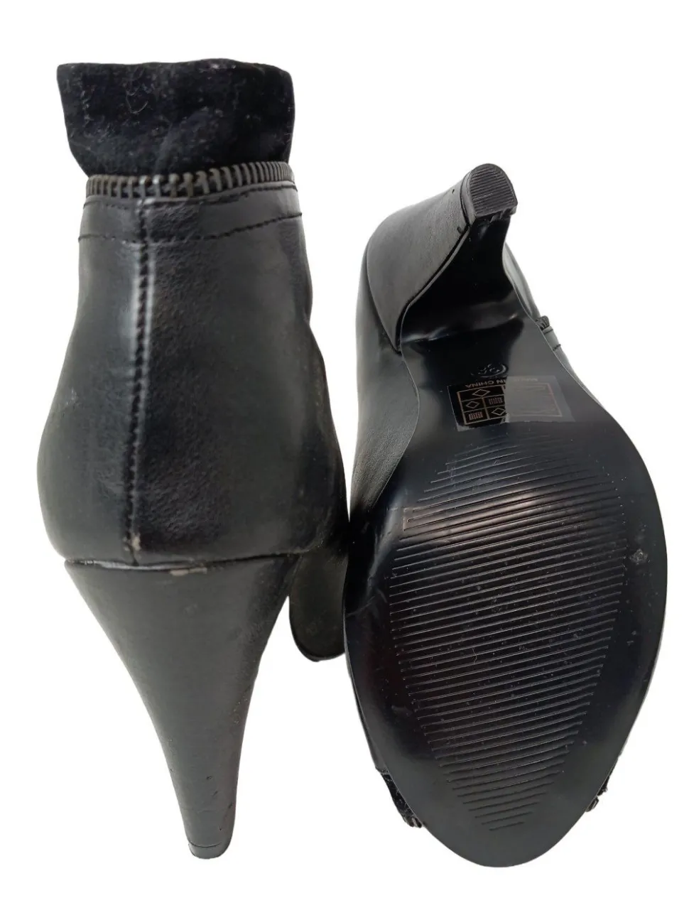 Peeptoe-Stiefeletten Größe 36