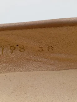 Plateau-Pumps Größe 38