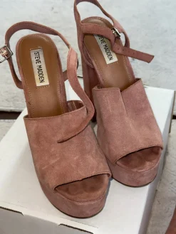 Plateau-Sandalen Größe 37