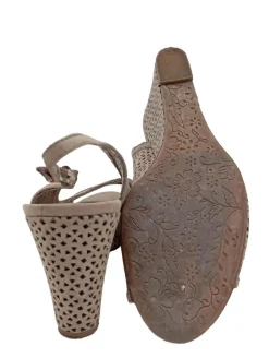 Plateau-Sandaletten Größe 38