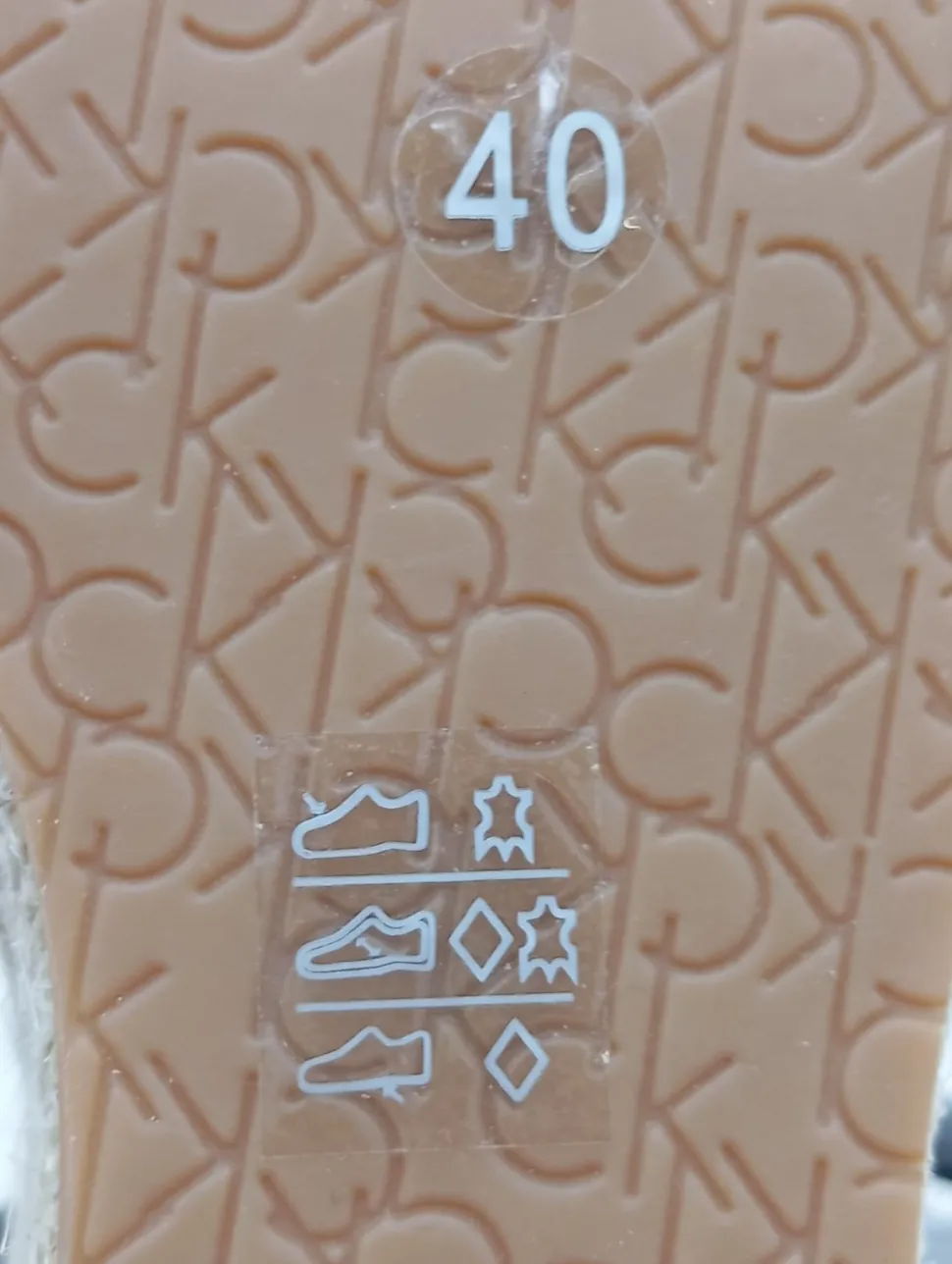 Plateau-Sandaletten Größe 40