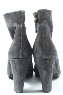 Reißverschluss-Stiefeletten Größe 39