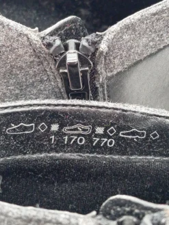 Reißverschluss-Stiefeletten Größe 38