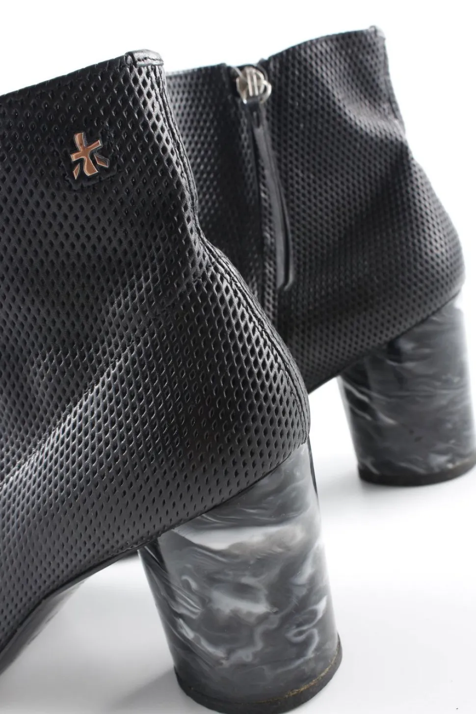 Reißverschluss-Stiefeletten Größe 40