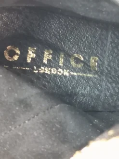 Reißverschluss-Stiefeletten Größe 37