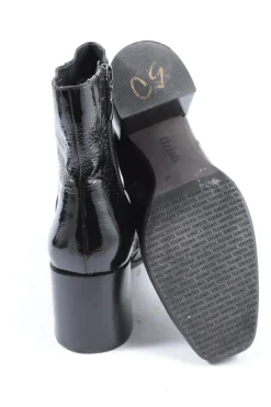 Reißverschluss-Stiefeletten Größe 40