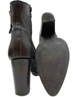 Reißverschluss-Stiefeletten Größe 39