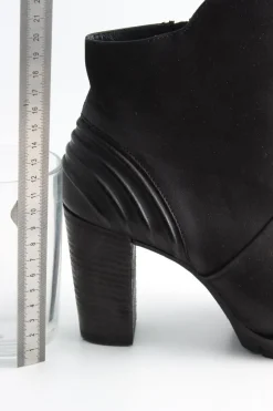 Reißverschluss-Stiefeletten Größe 35