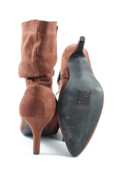 Reißverschluss-Stiefeletten Größe 39