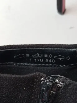 Reißverschluss-Stiefeletten Größe 40