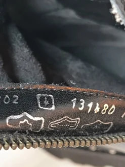 Reißverschluss-Stiefeletten Größe 37