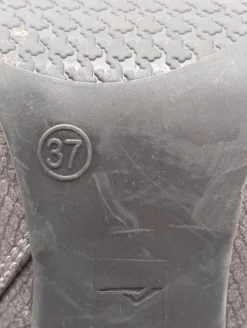 Reißverschluss-Stiefeletten Größe 37