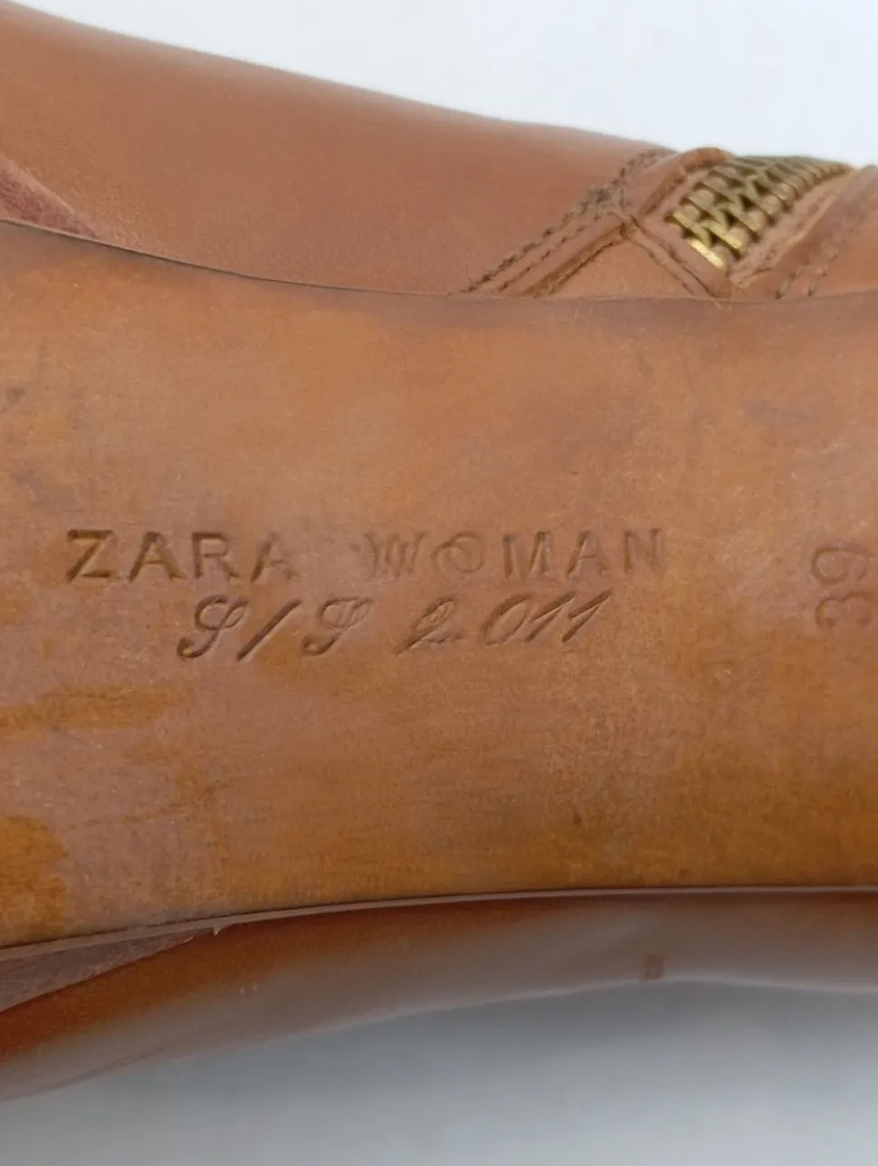 Reißverschluss-Stiefeletten Größe 39