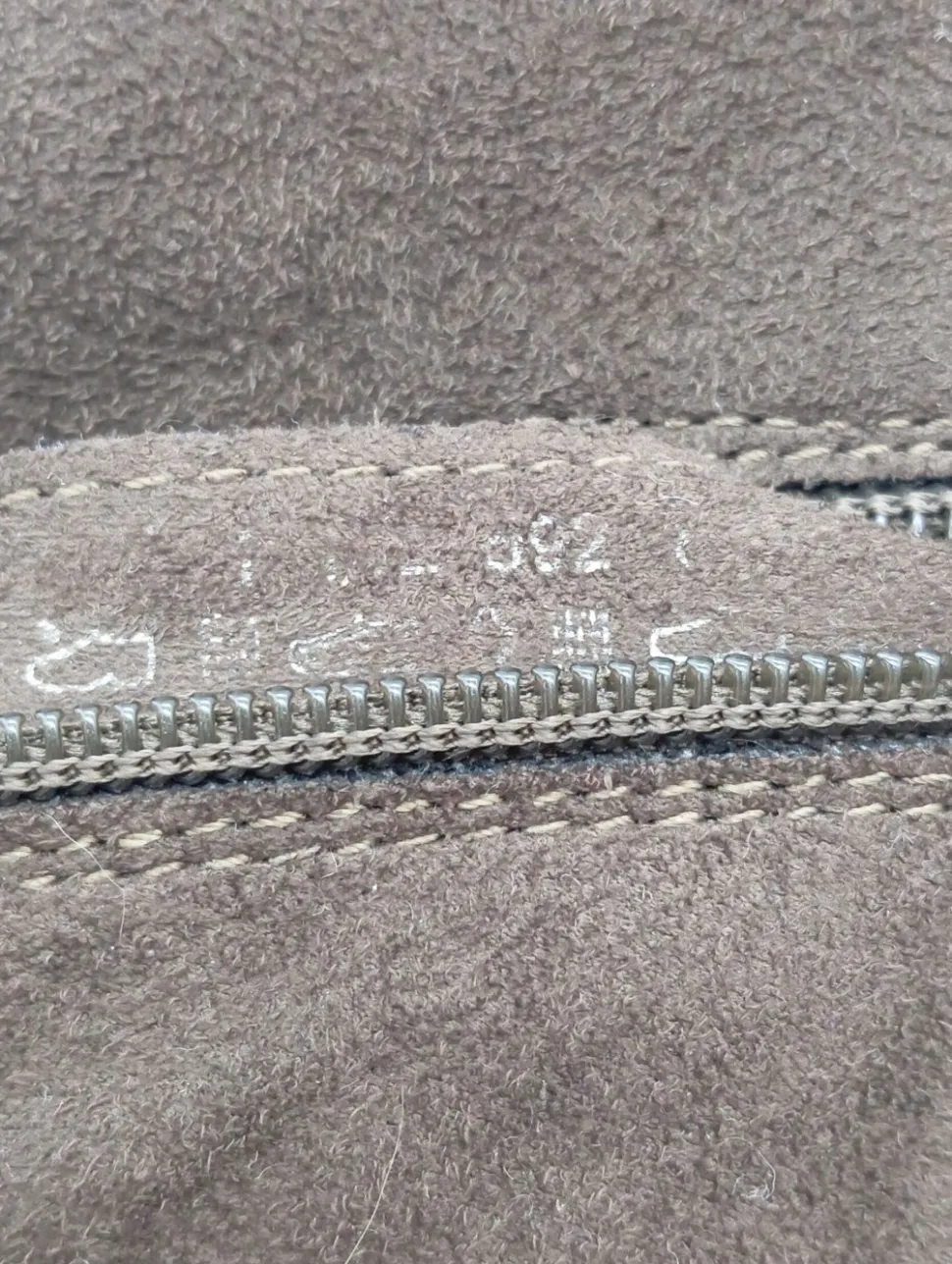 Reißverschluss-Stiefeletten Größe 39