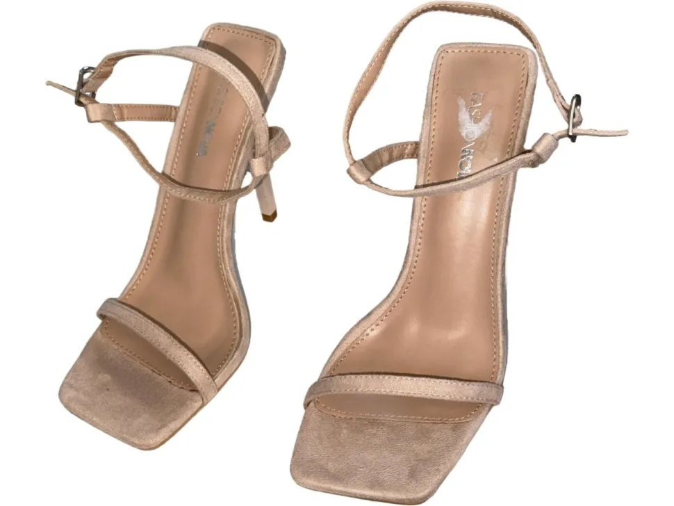 Sandaletten Größe 41