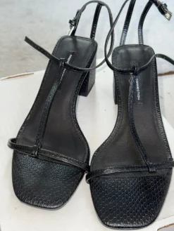 Sandaletten Größe 37,5