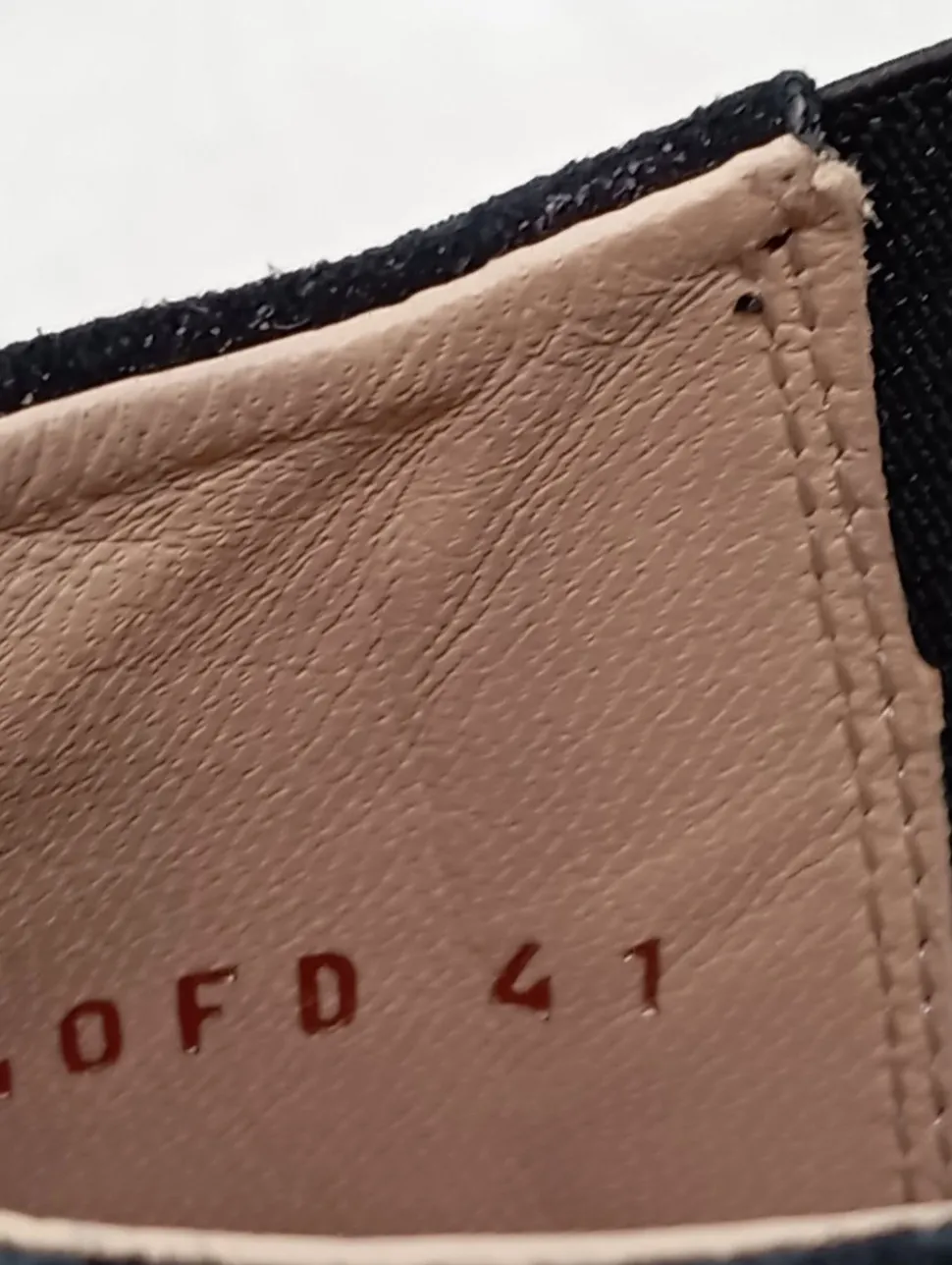 Schlüpfschuhe Größe 41