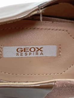 Schlüpfschuhe Größe 37