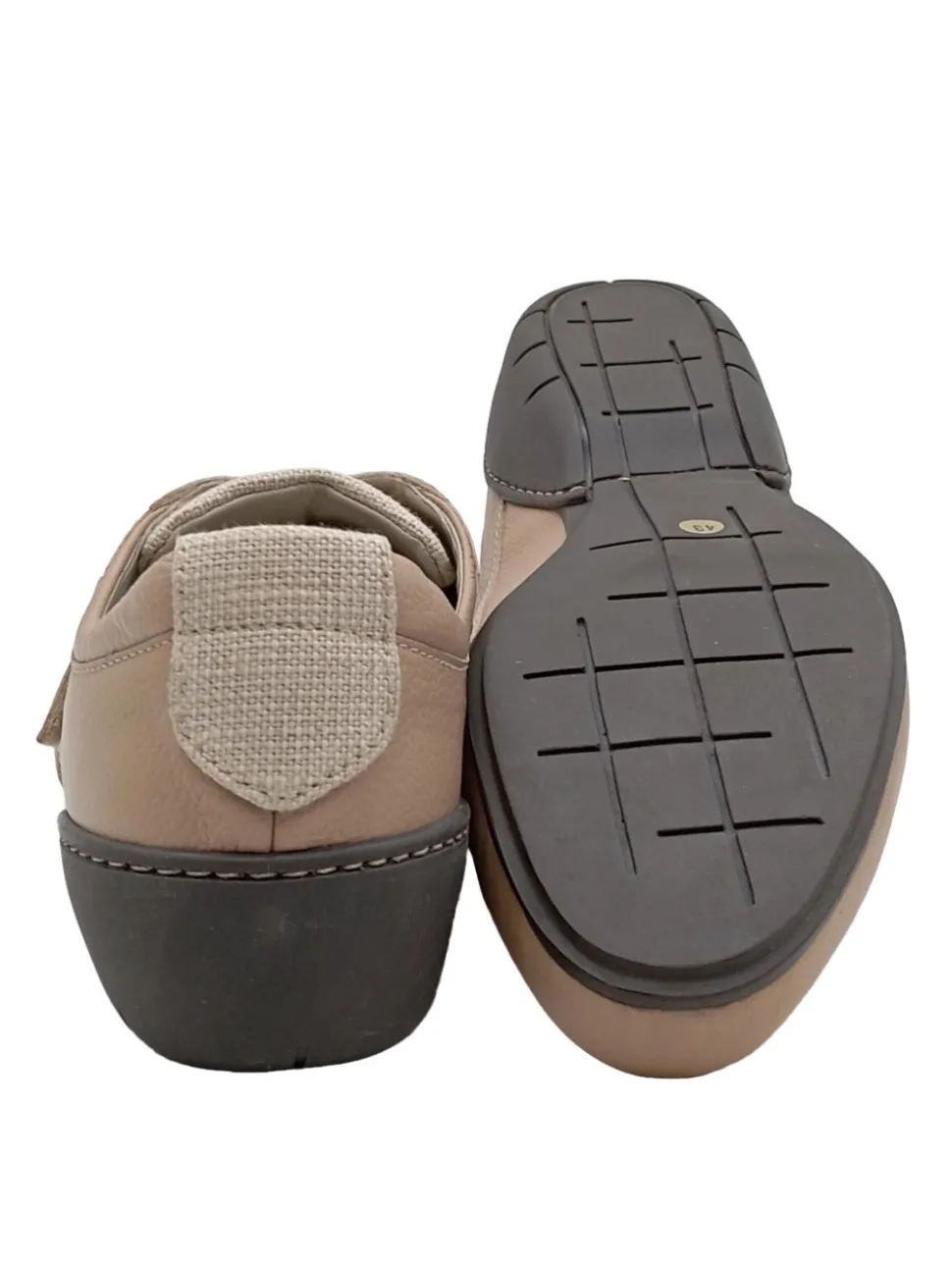 Schlüpfschuhe Größe 43