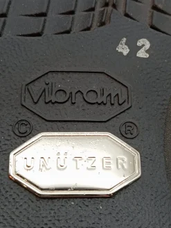 Schlüpfschuhe Größe 42