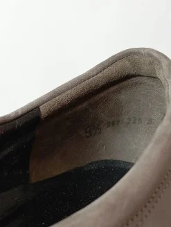 Schlüpfschuhe Größe 38