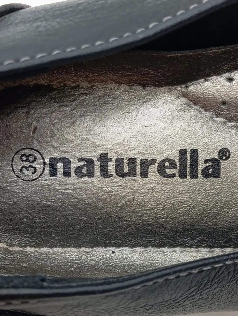 Schlüpfschuhe Größe 38