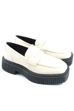 Schlüpfschuhe Größe 40