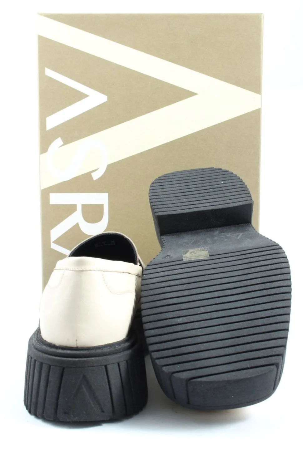 Schlüpfschuhe Größe 40