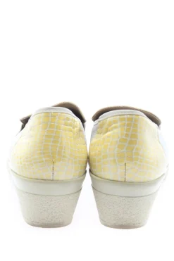 Schlüpfschuhe Größe 37