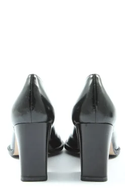 Schlüpfschuhe Größe 37