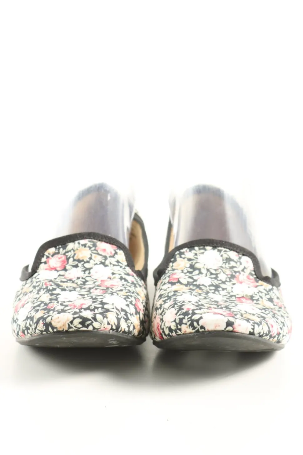 Schlüpfschuhe Größe 37