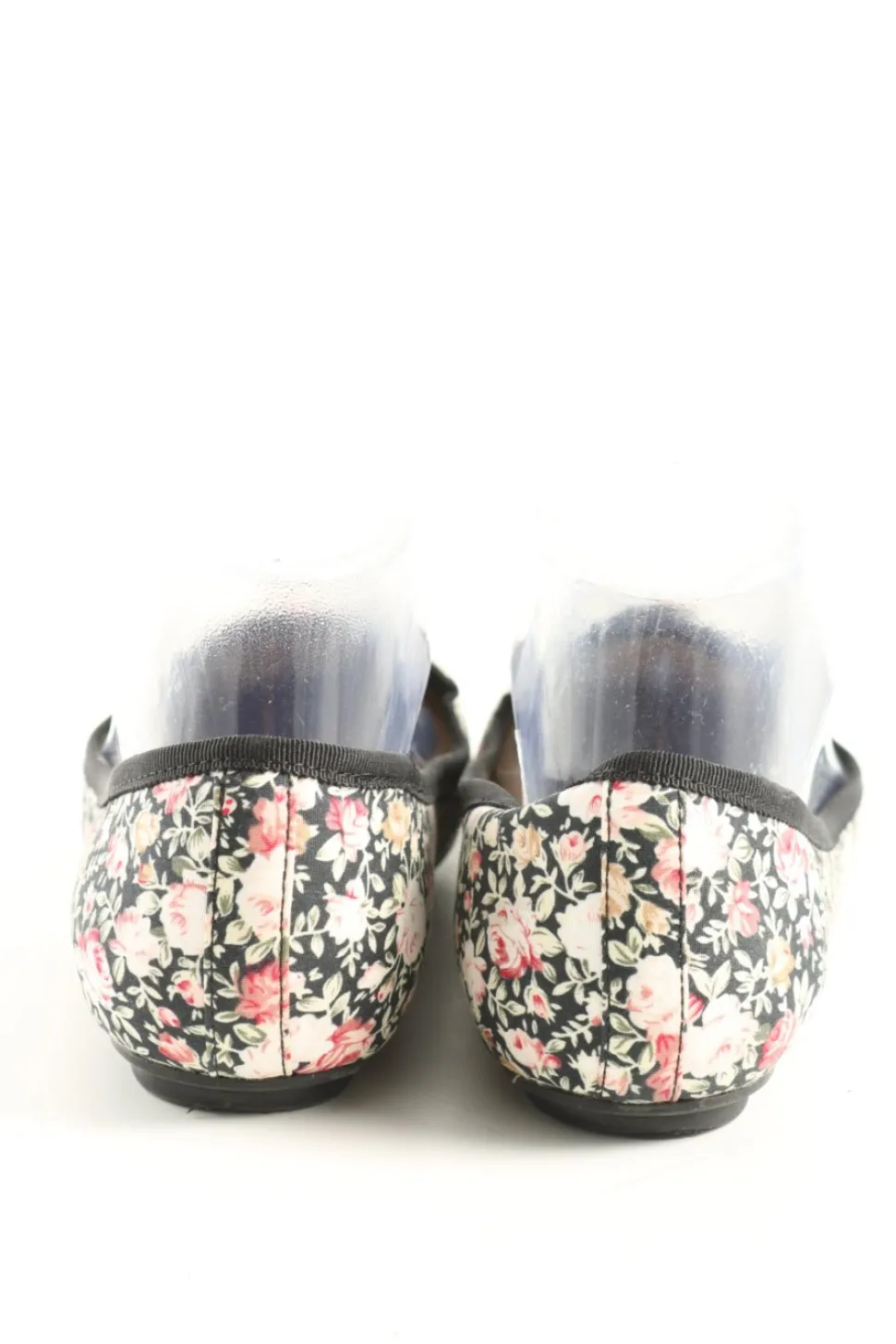 Schlüpfschuhe Größe 37