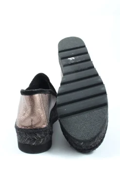 Schlüpfschuhe Größe 37