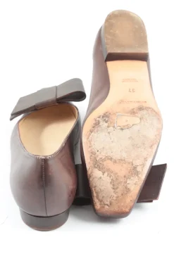 Schlüpfschuhe Größe 37