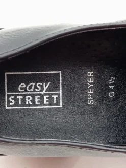 Schlüpfschuhe Größe 37