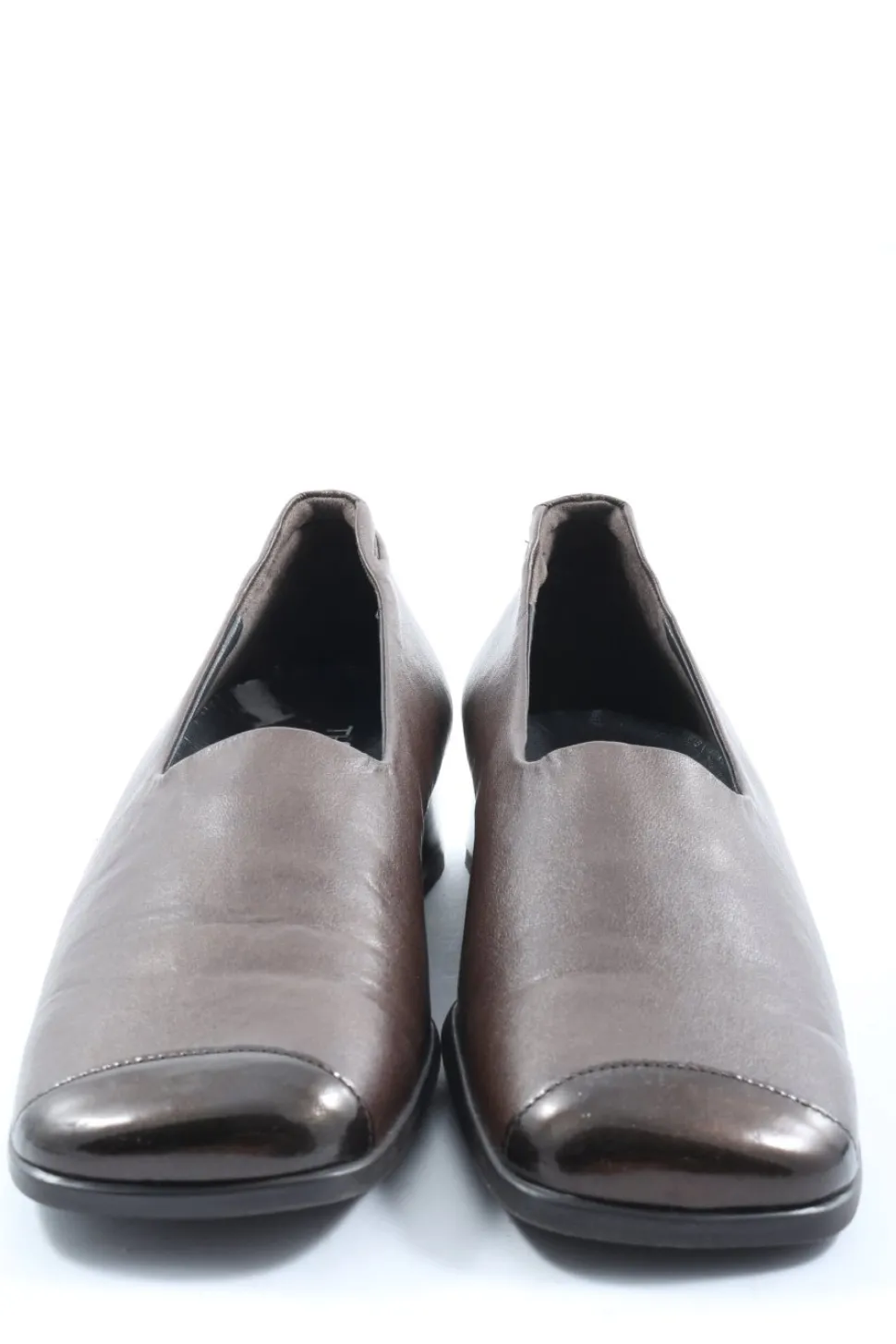 Schlüpfschuhe Größe 37