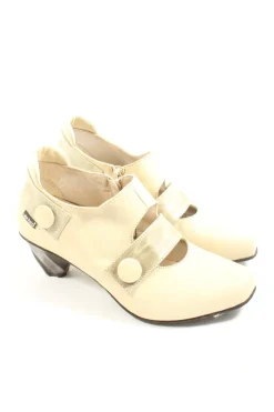 Schlüpfschuhe Größe 39