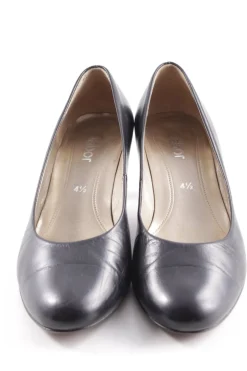 Schlüpfschuhe Größe 37