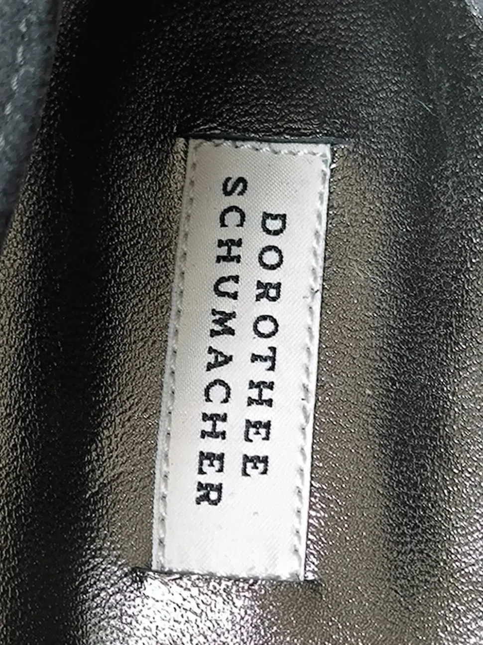 Schlüpfschuhe Größe 37