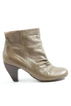 Schlüpf-Stiefeletten Größe 39