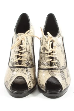 Schnür-Pumps Größe 38,5