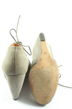 Schnürschuhe Größe 39